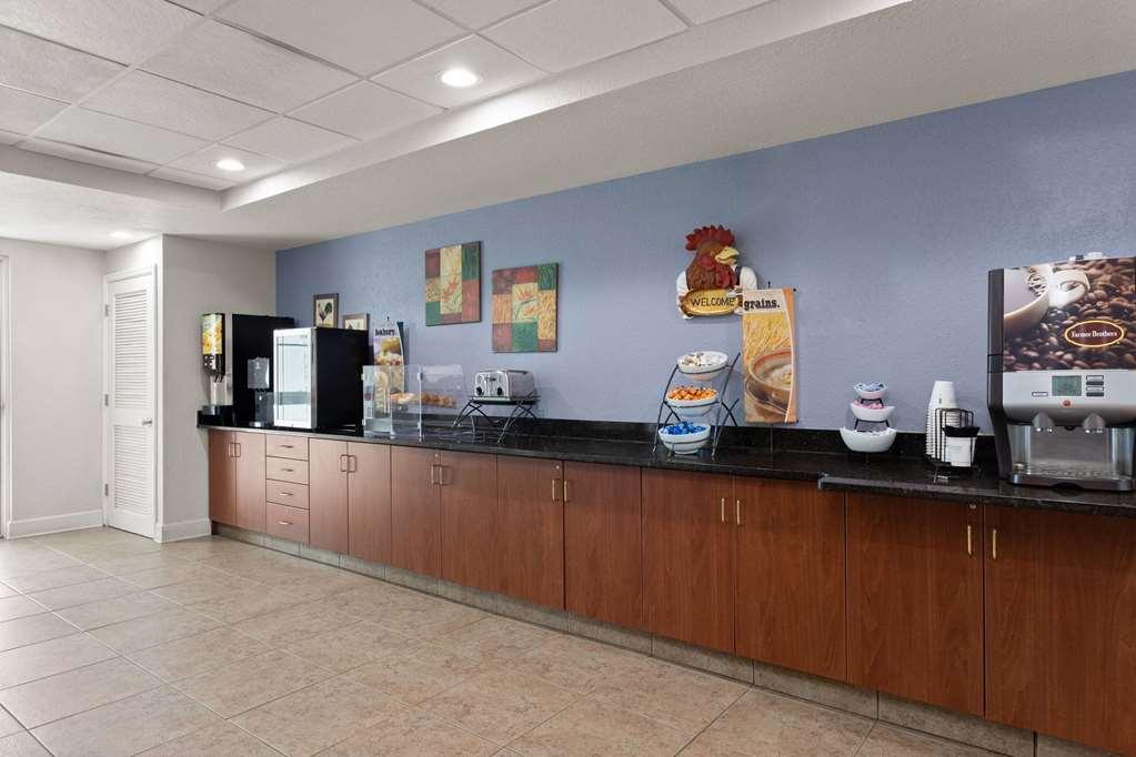 Microtel Inn And Suites - Zephyrhills Facilities photo